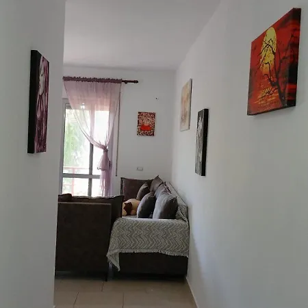 200 M From The Sea Appartement