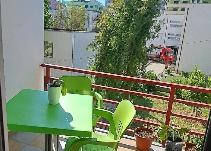 Apartman 200 M From The Sea *